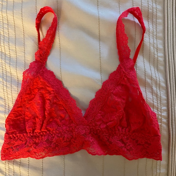 Hanky Panky Signature Lace Crossover Bralette - Picture 1 of 3